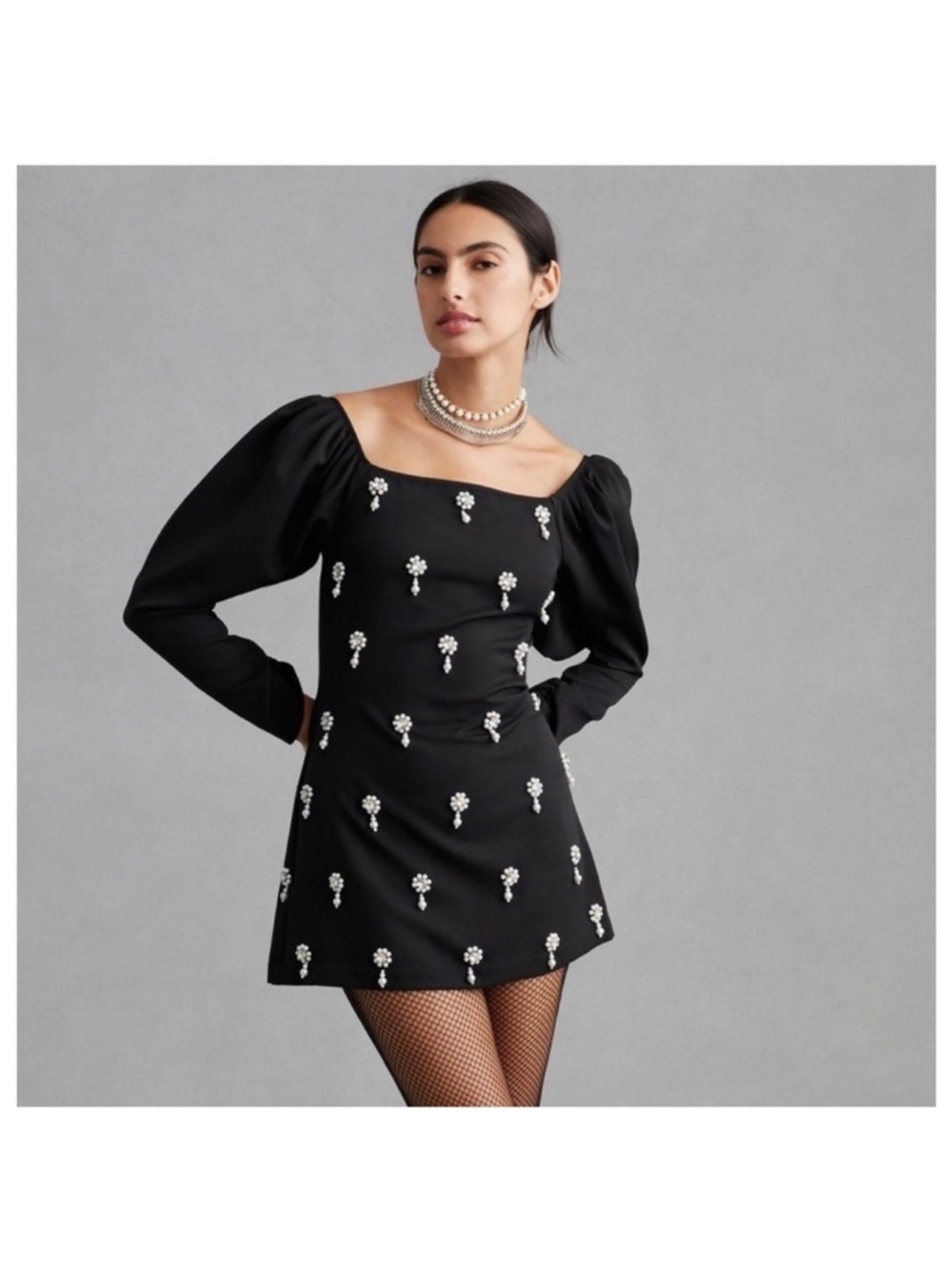 NOT SO SERIOUS BY PALLAVI
MOHAN PEARL-EMBELLISHED
MINI DRESS SIZE 2